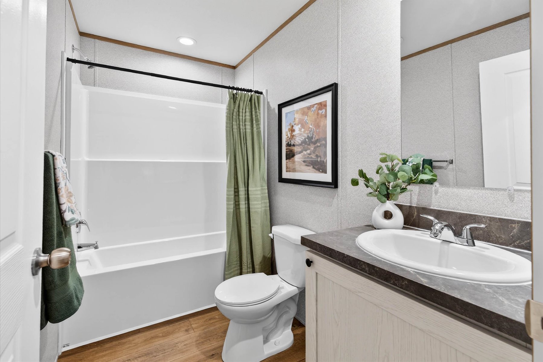 043-prime-prime-grand043-bath-1