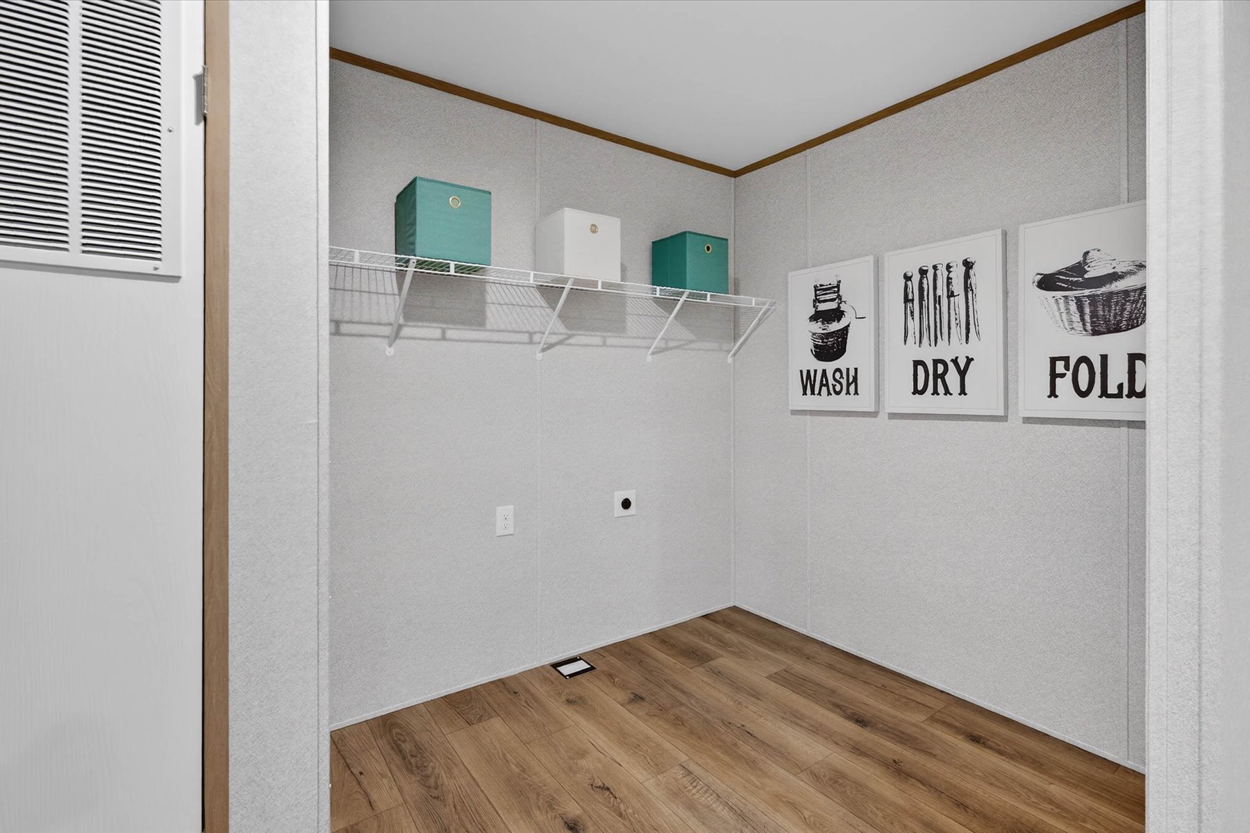 043-prime-prime-grand043-bedroom-closet