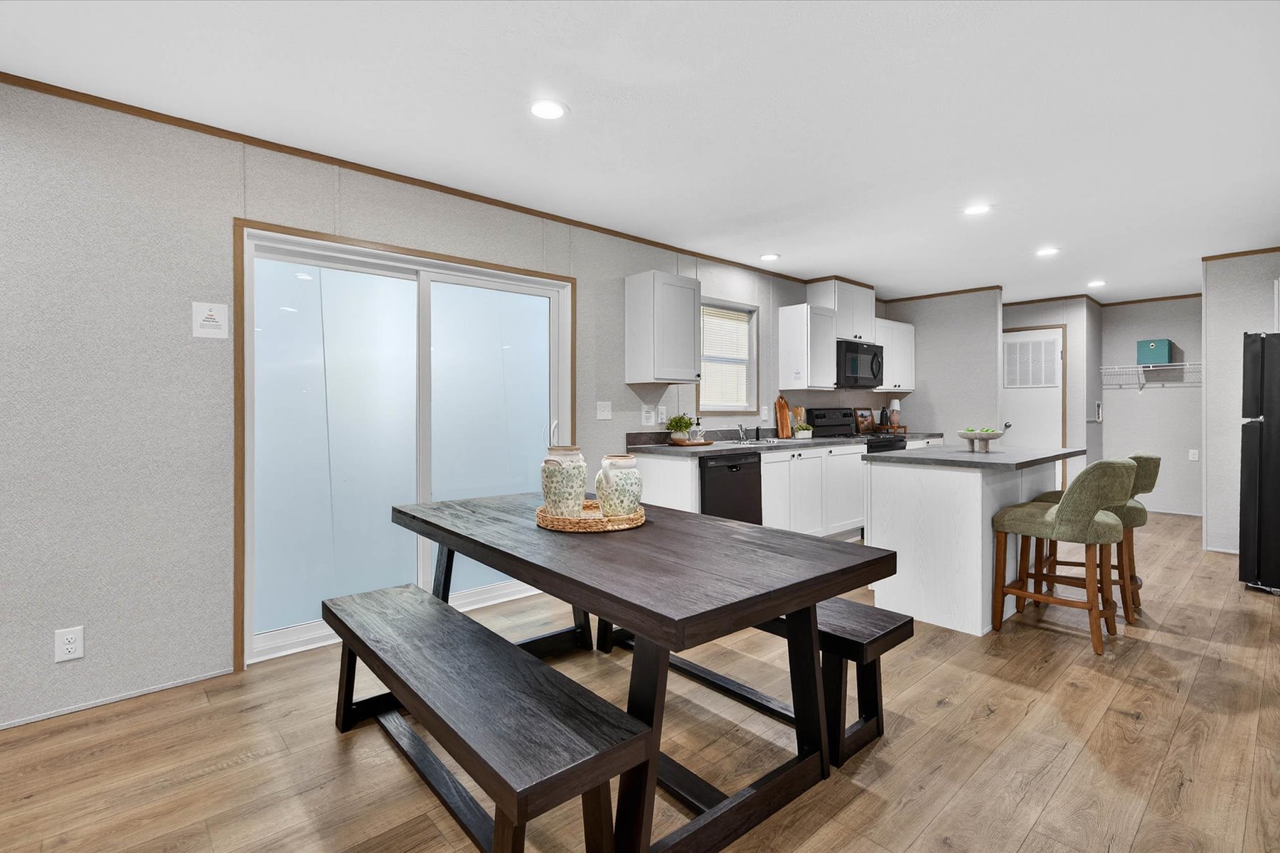 043-prime-prime-grand043-dining-area-2