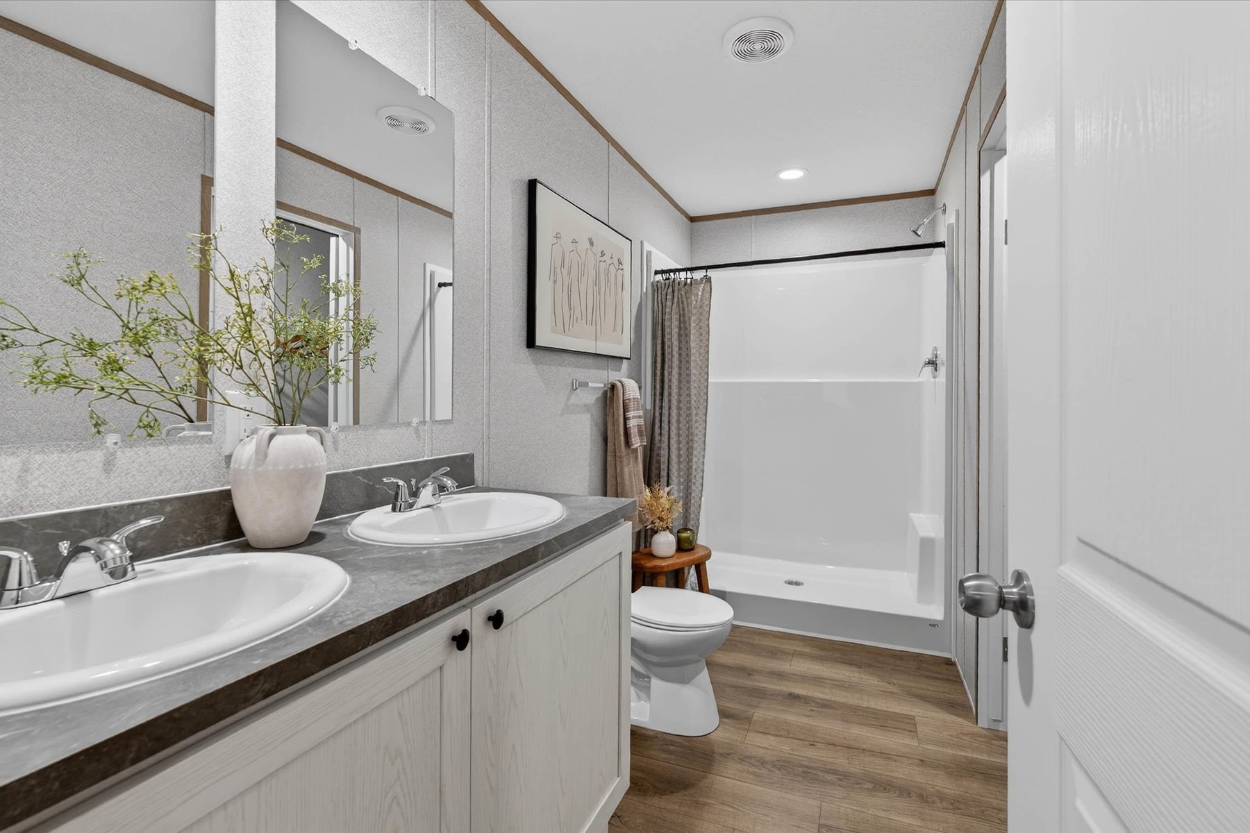 043-prime-prime-grand043-primary-bath-1