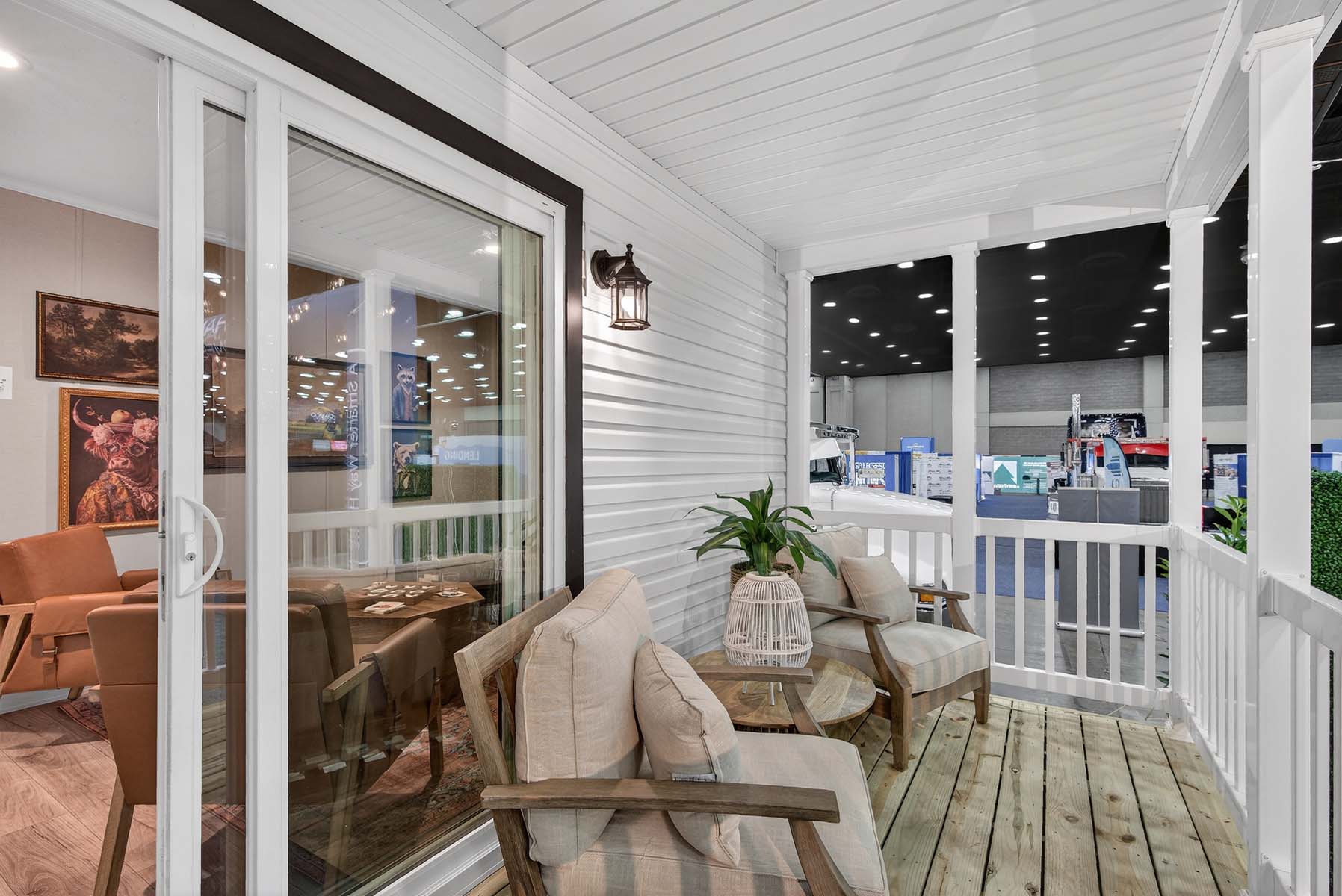 112-aspire-2856h32174-silverton-exterior-back-porch