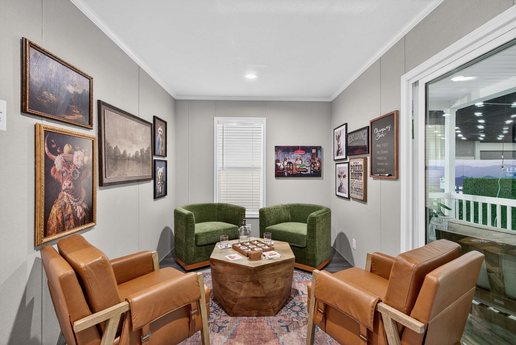 112-aspire-2856h32174-silverton-family-room