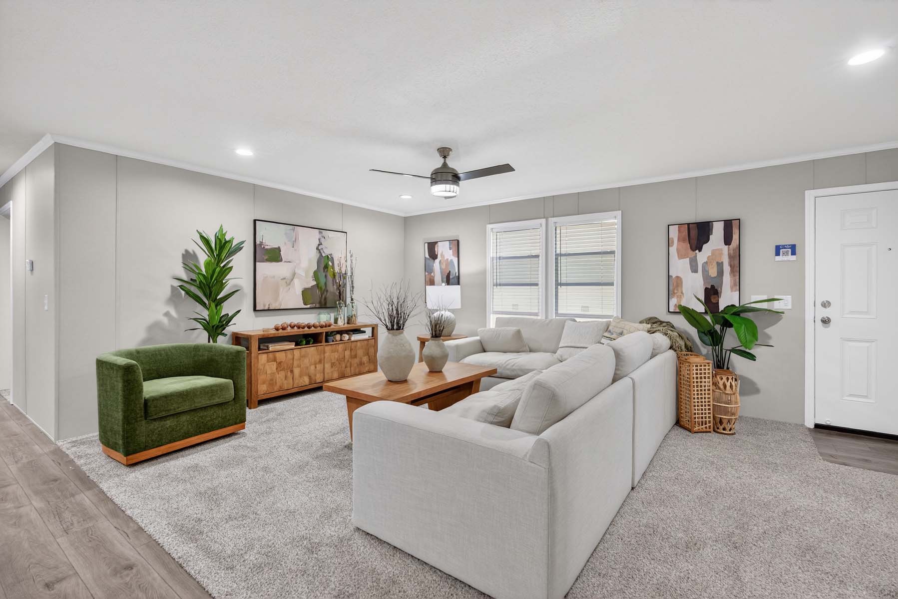 112-aspire-2856h32174-silverton-living-room-4