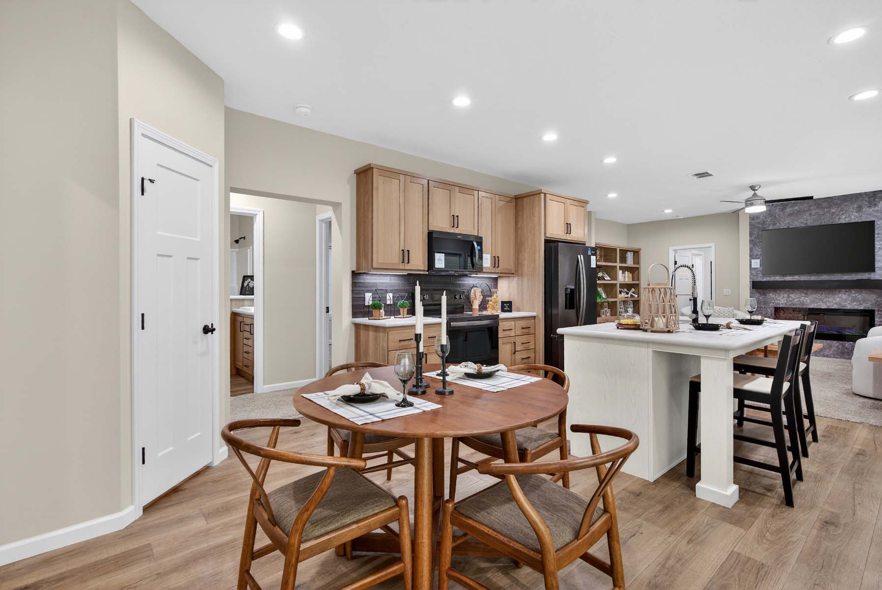 112-genesis-emerald-sky-dining-area-1