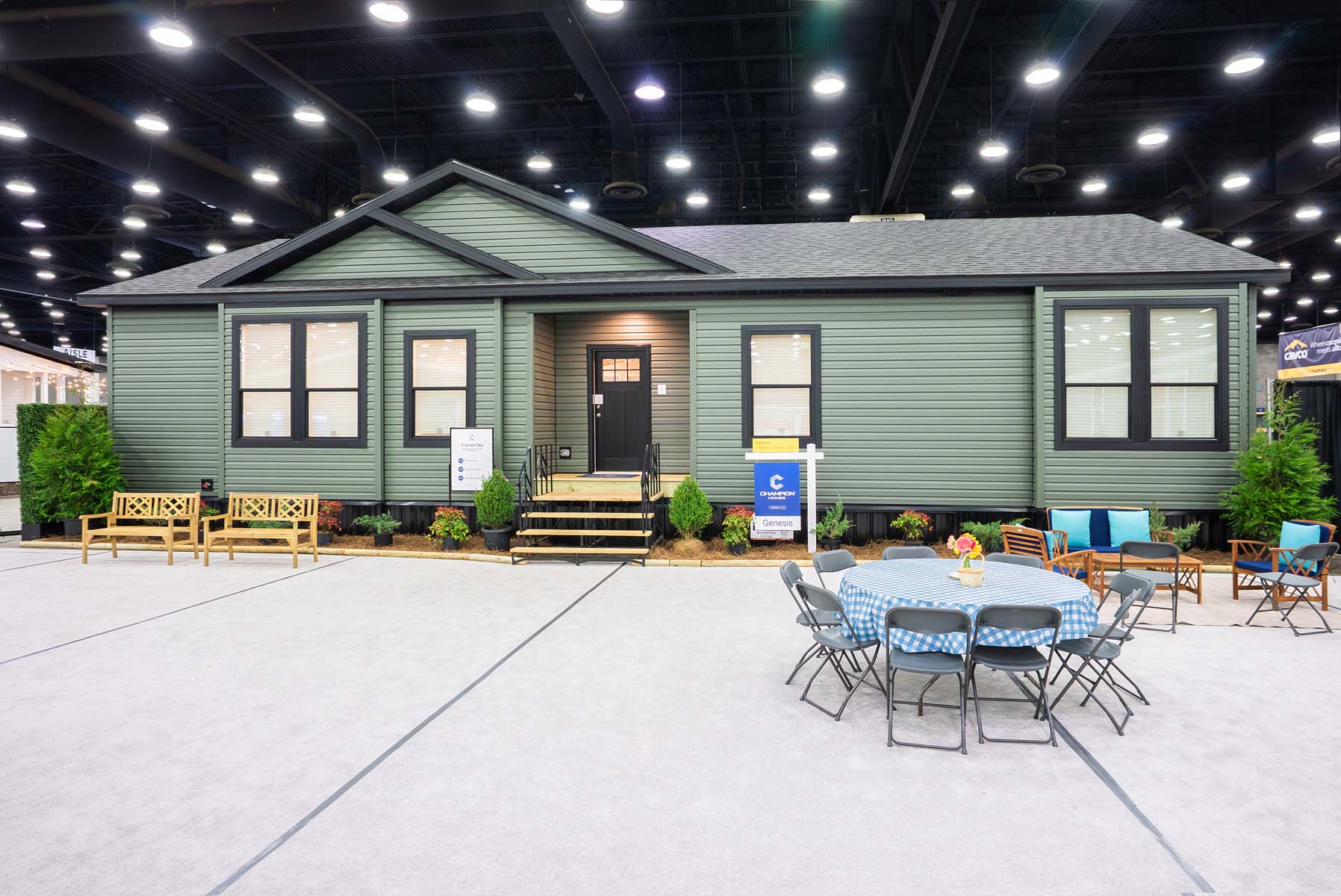 112-genesis-emerald-sky-exterior-2