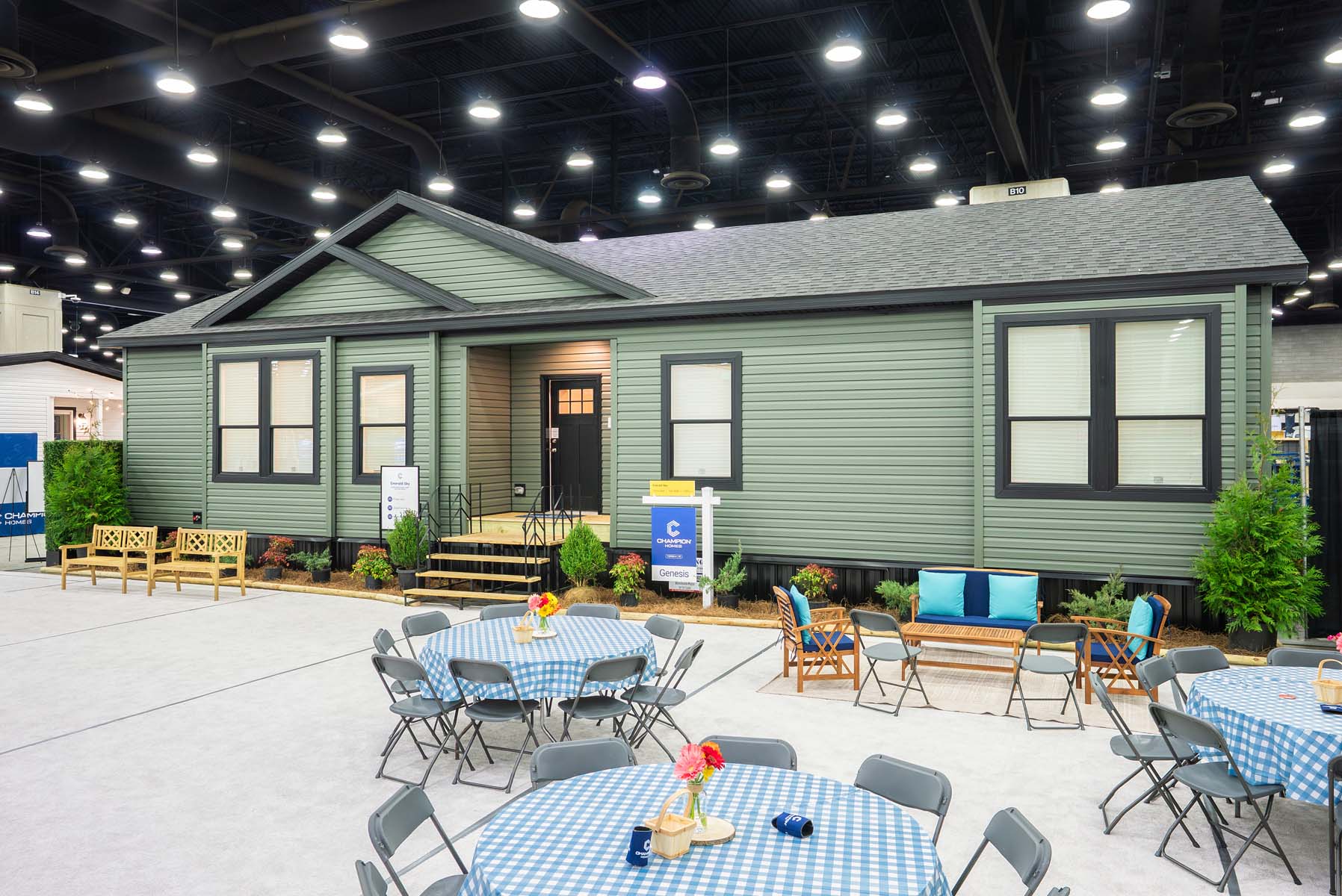 112-genesis-emerald-sky-exterior-3