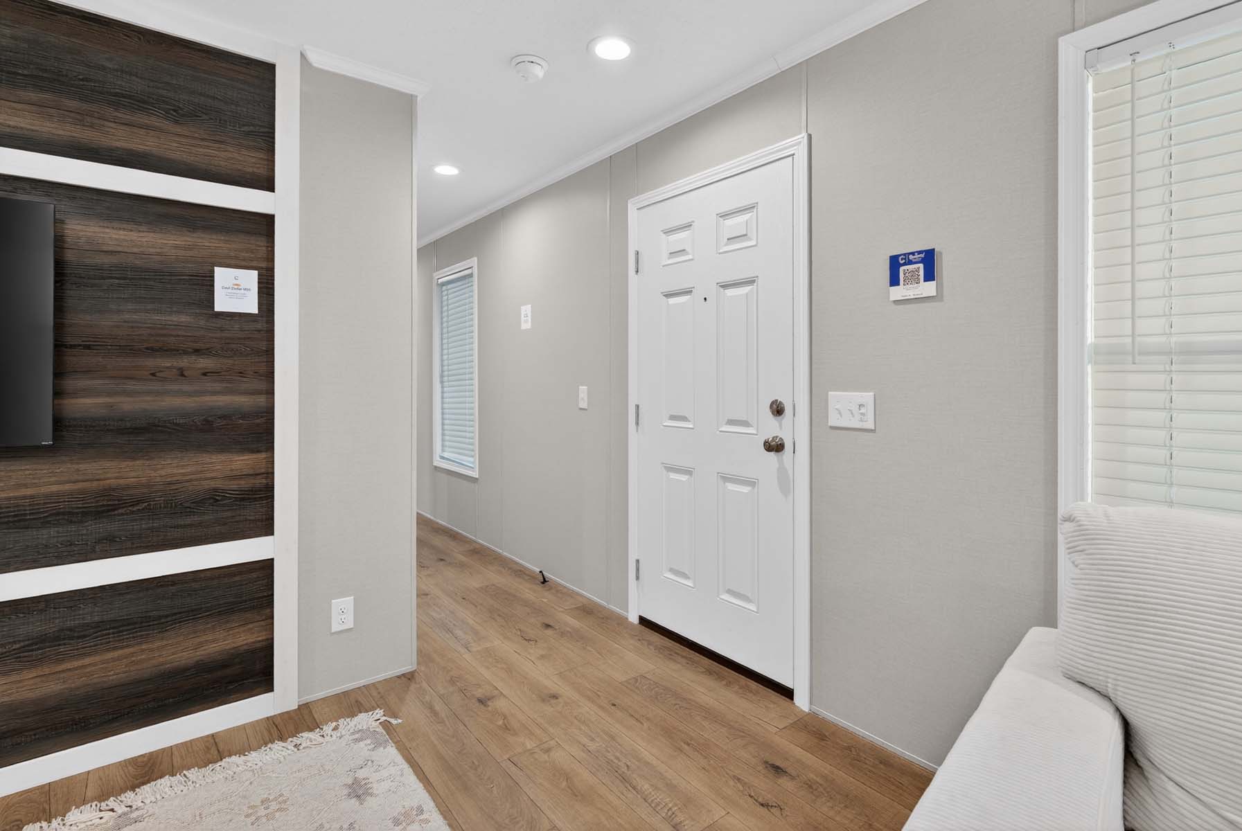 112-paramount-1676h32107-westbrook-entry