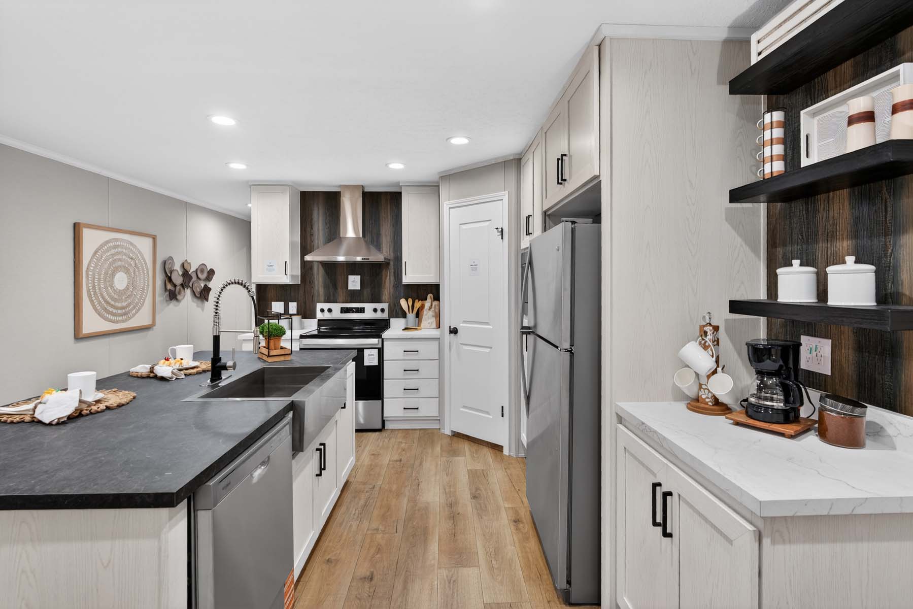 112-paramount-1676h32107-westbrook-kitchen-6