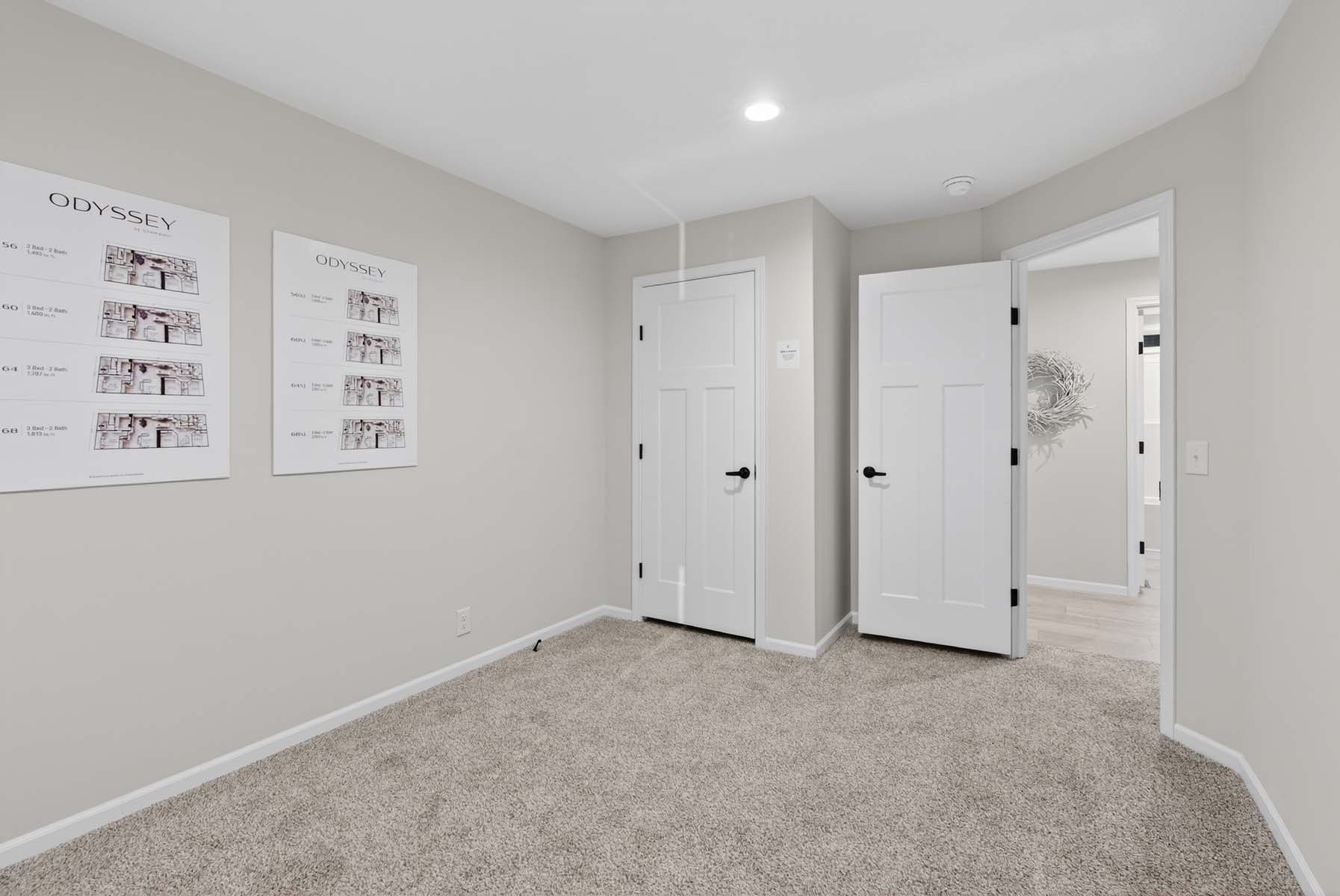 112-paramount-3260h32394-odyssey-bedrooms-3