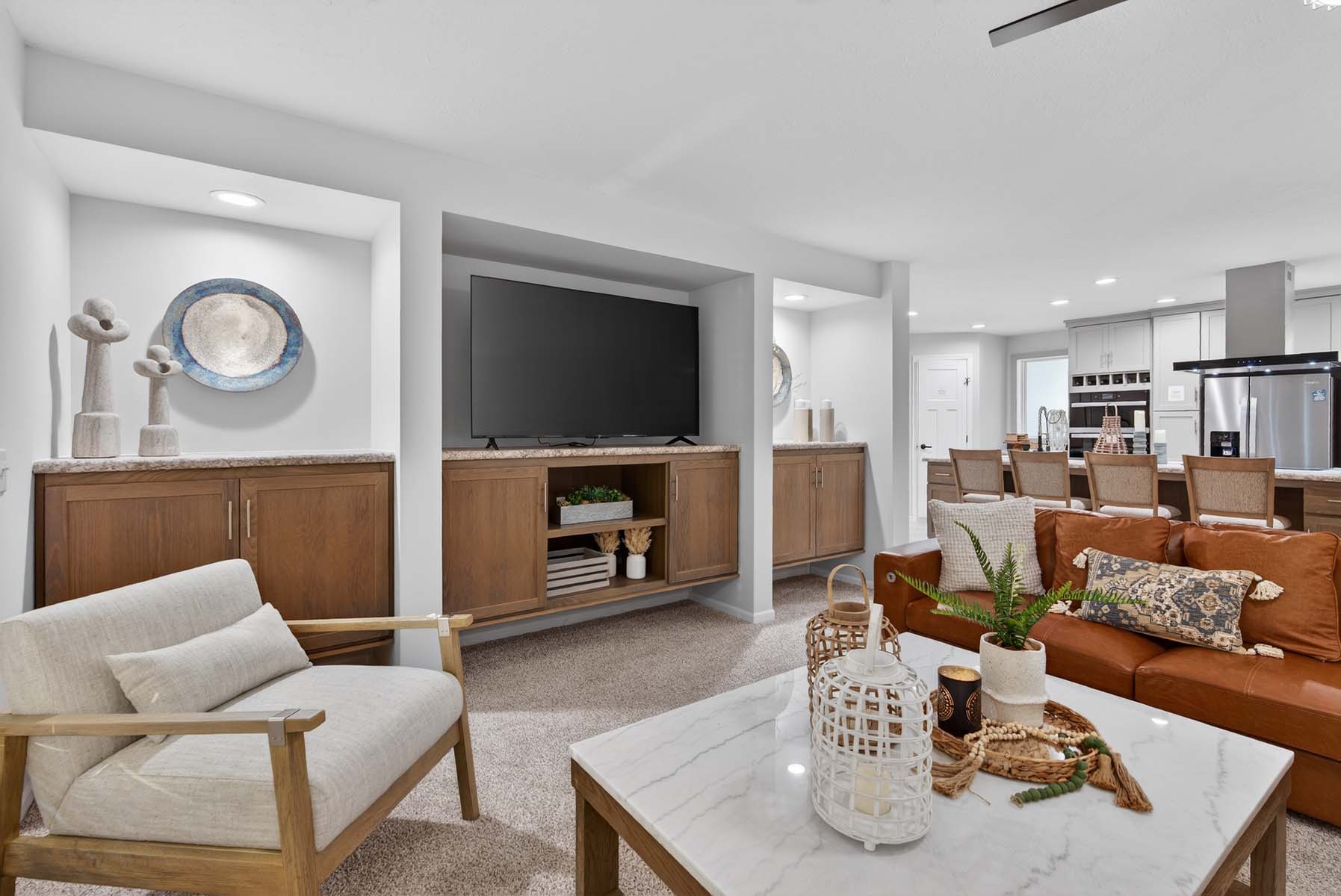 112-paramount-3260h32394-odyssey-living-room-1