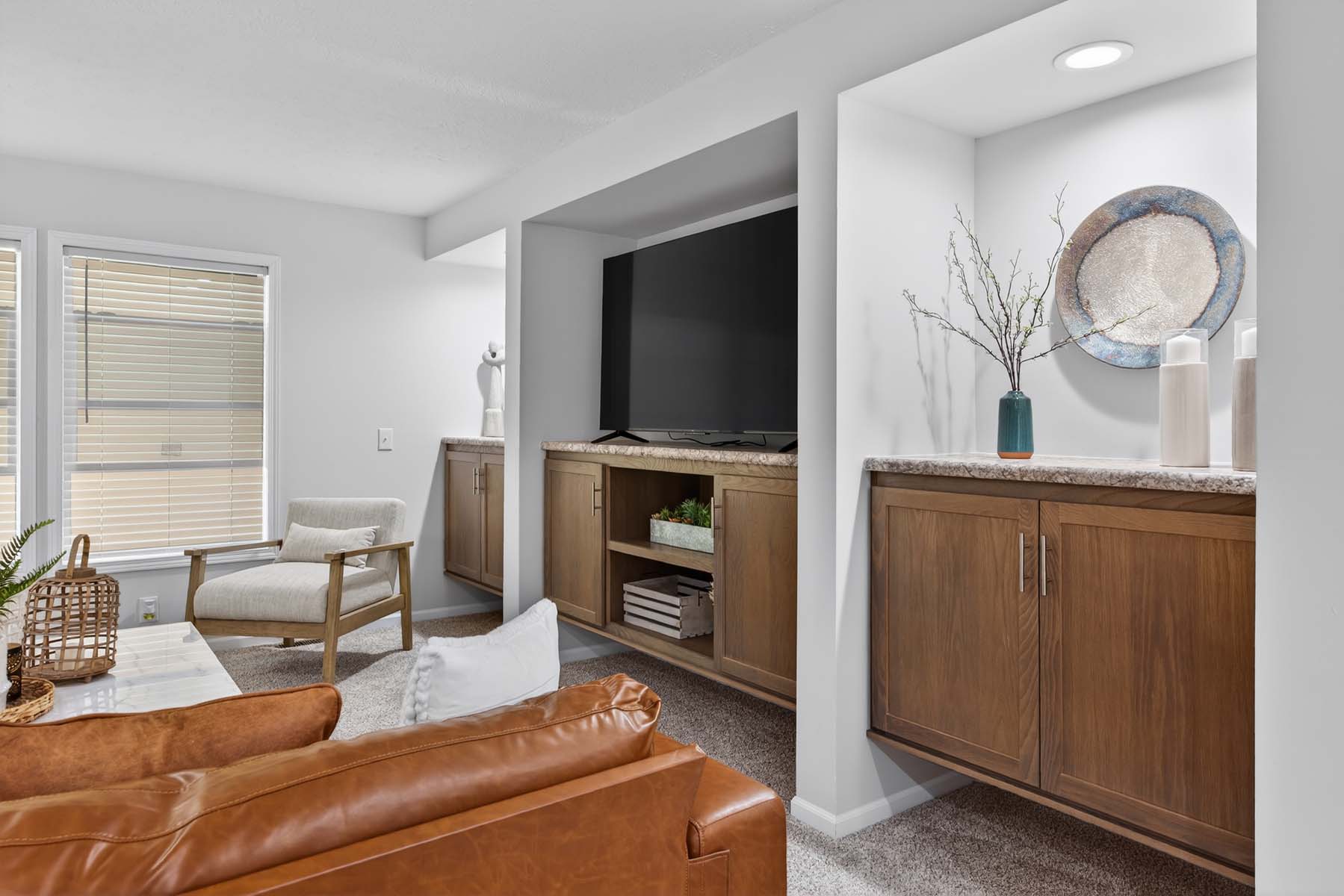 112-paramount-3260h32394-odyssey-living-room-4