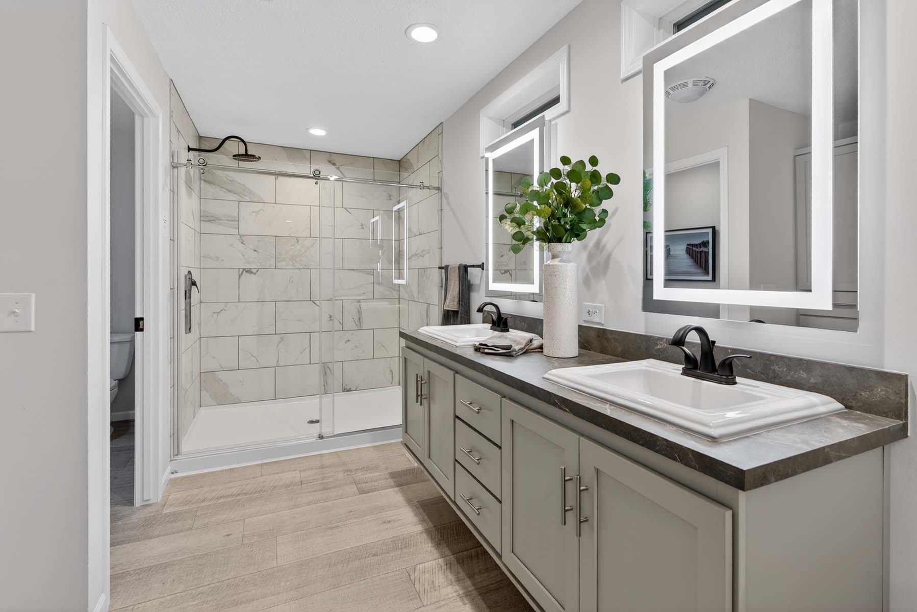 112-paramount-3260h32394-odyssey-primary-bath-1