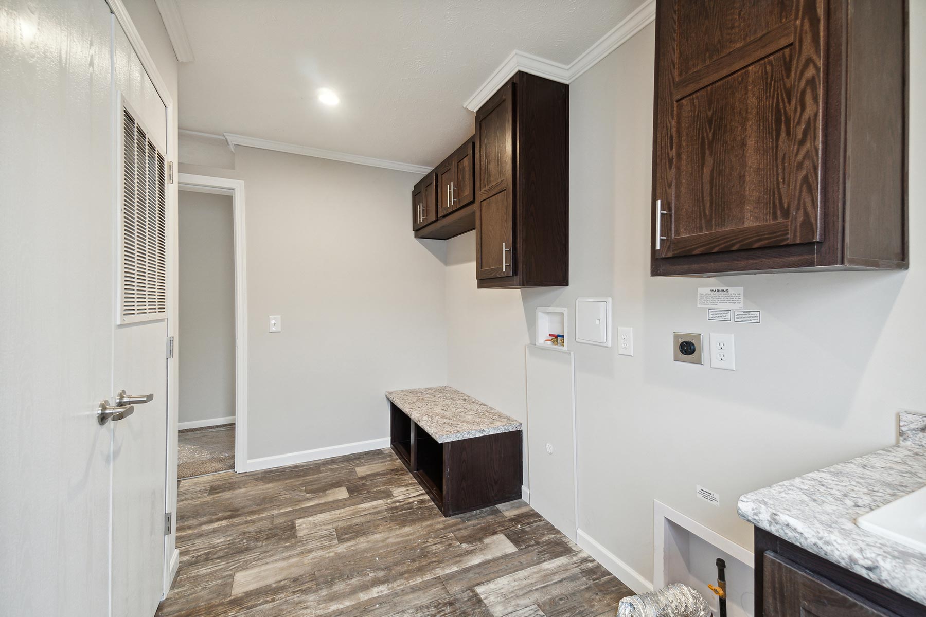 Bench & Overhead Cab