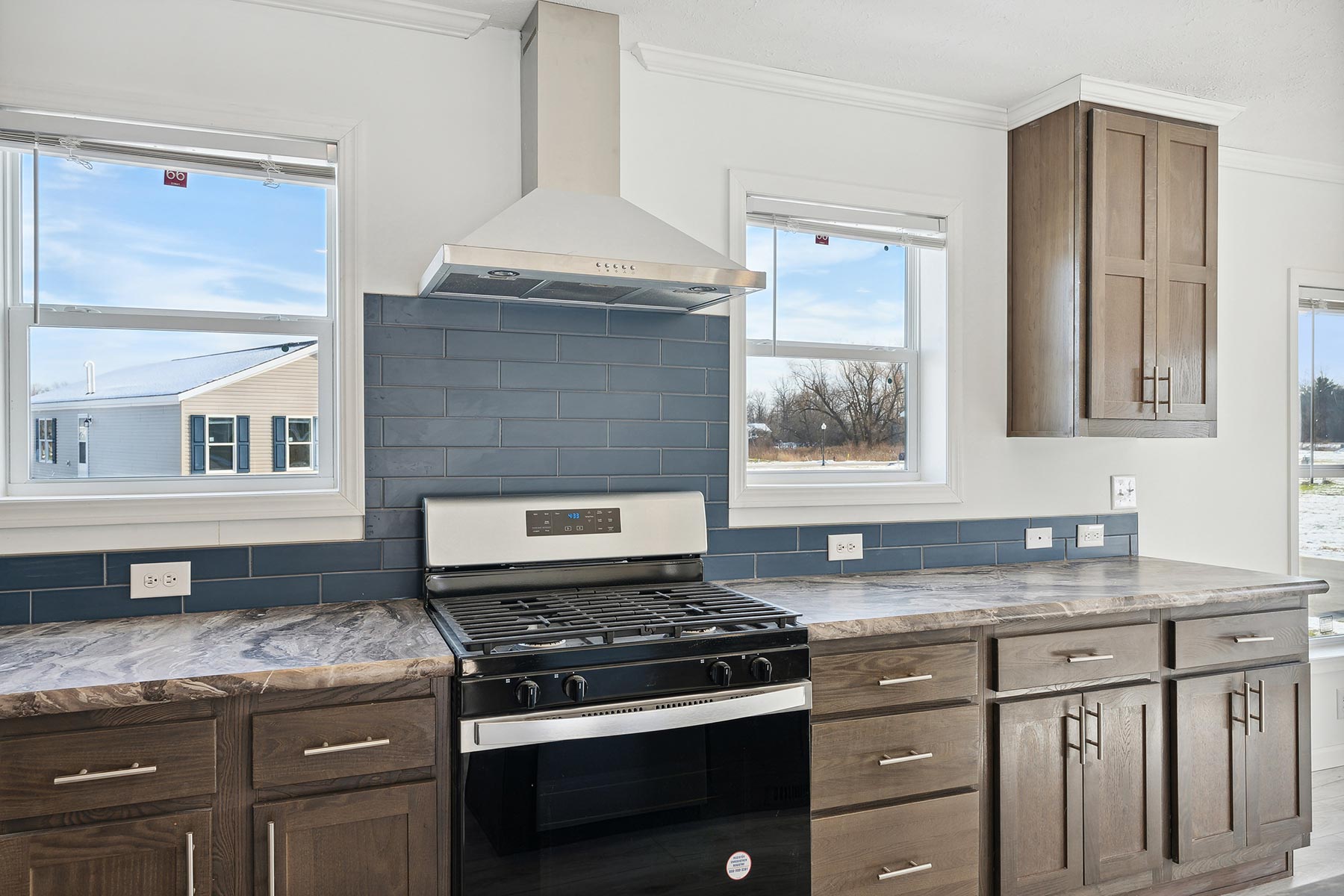 Blue Subway To Rangehood